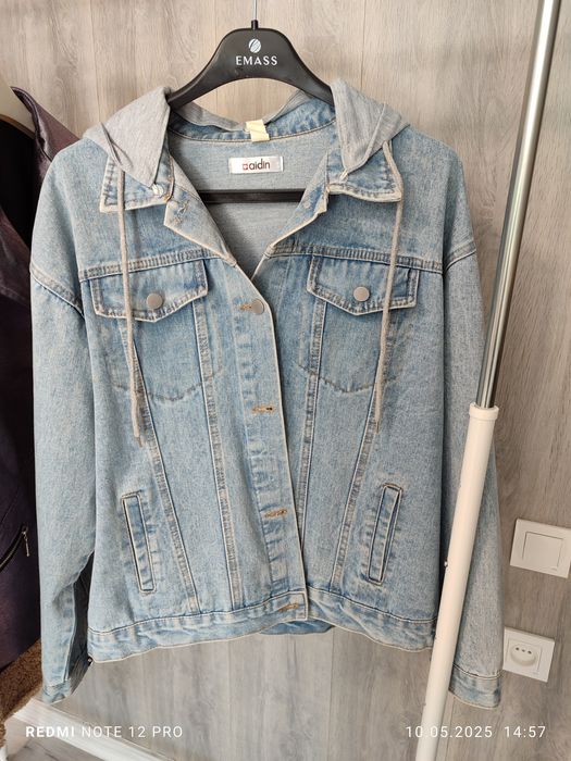 Джинсова курточка без підкладки