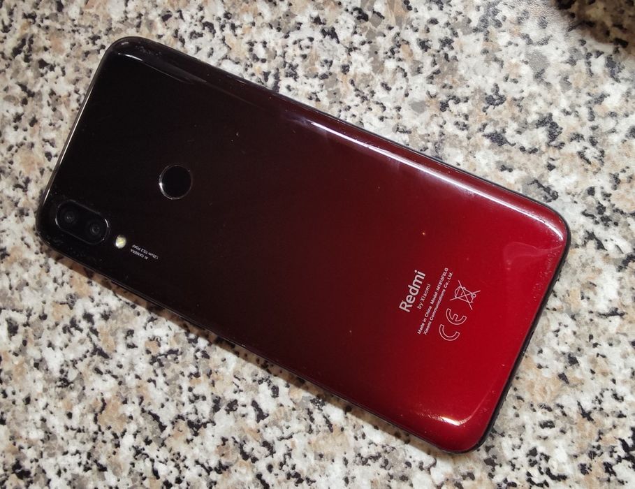 Мобильный телефон  Redmi 7 - 3/32