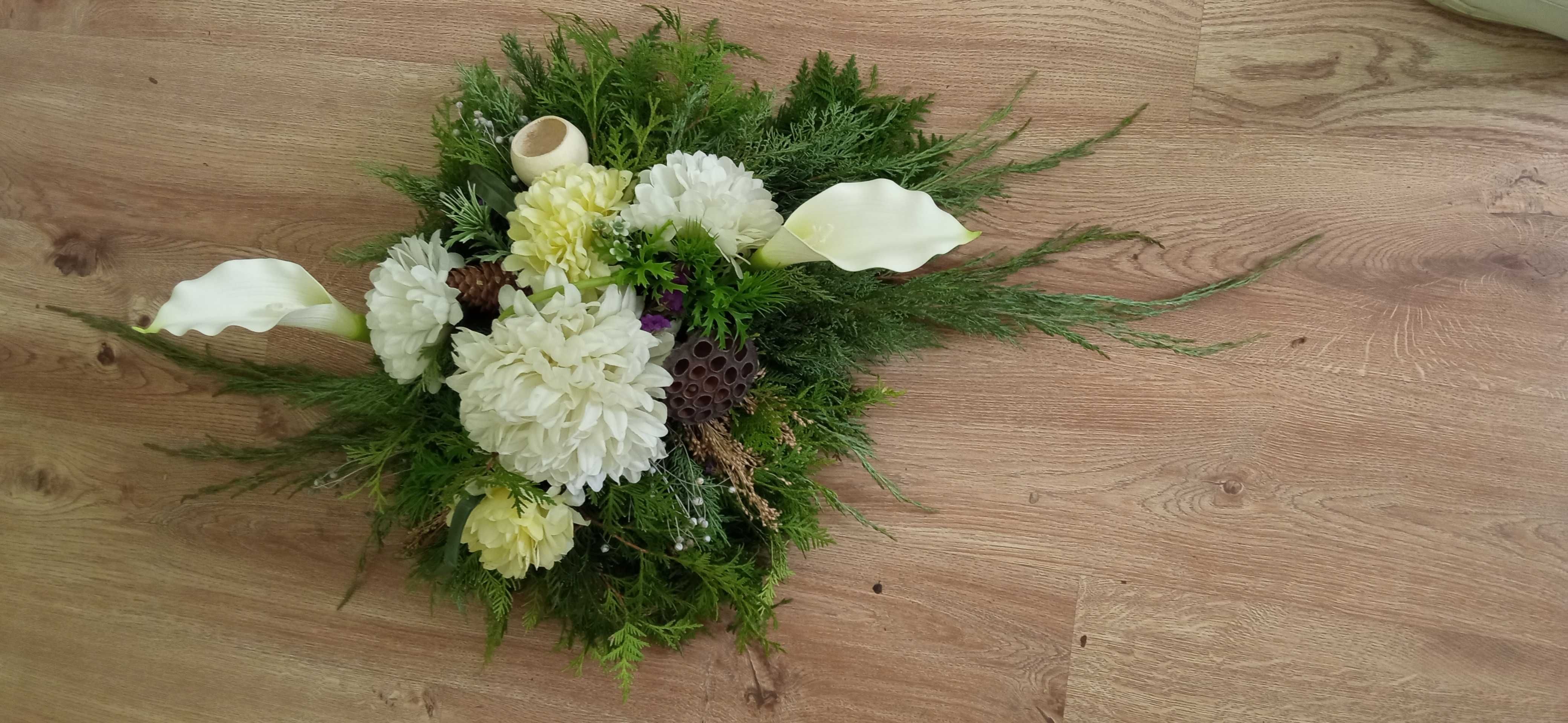 Wiązanki na cmentarz, Wszystkich Swiętych