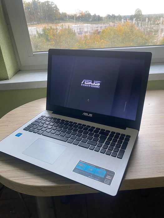 Laptop ASUS X553M
