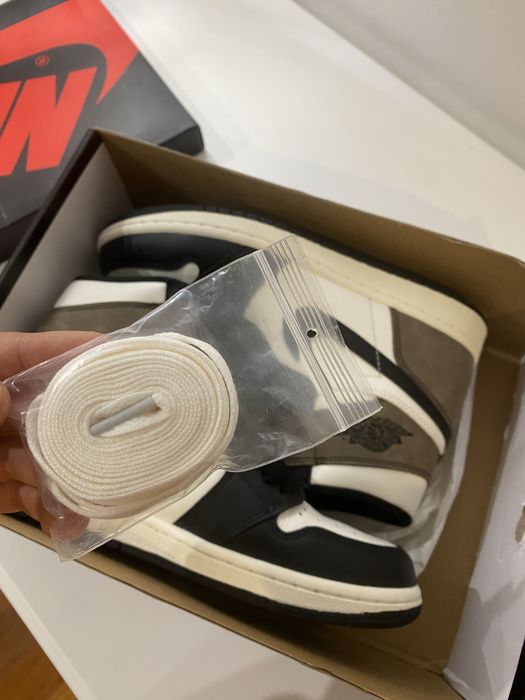 Air Jordan 1 - Dark Mocha