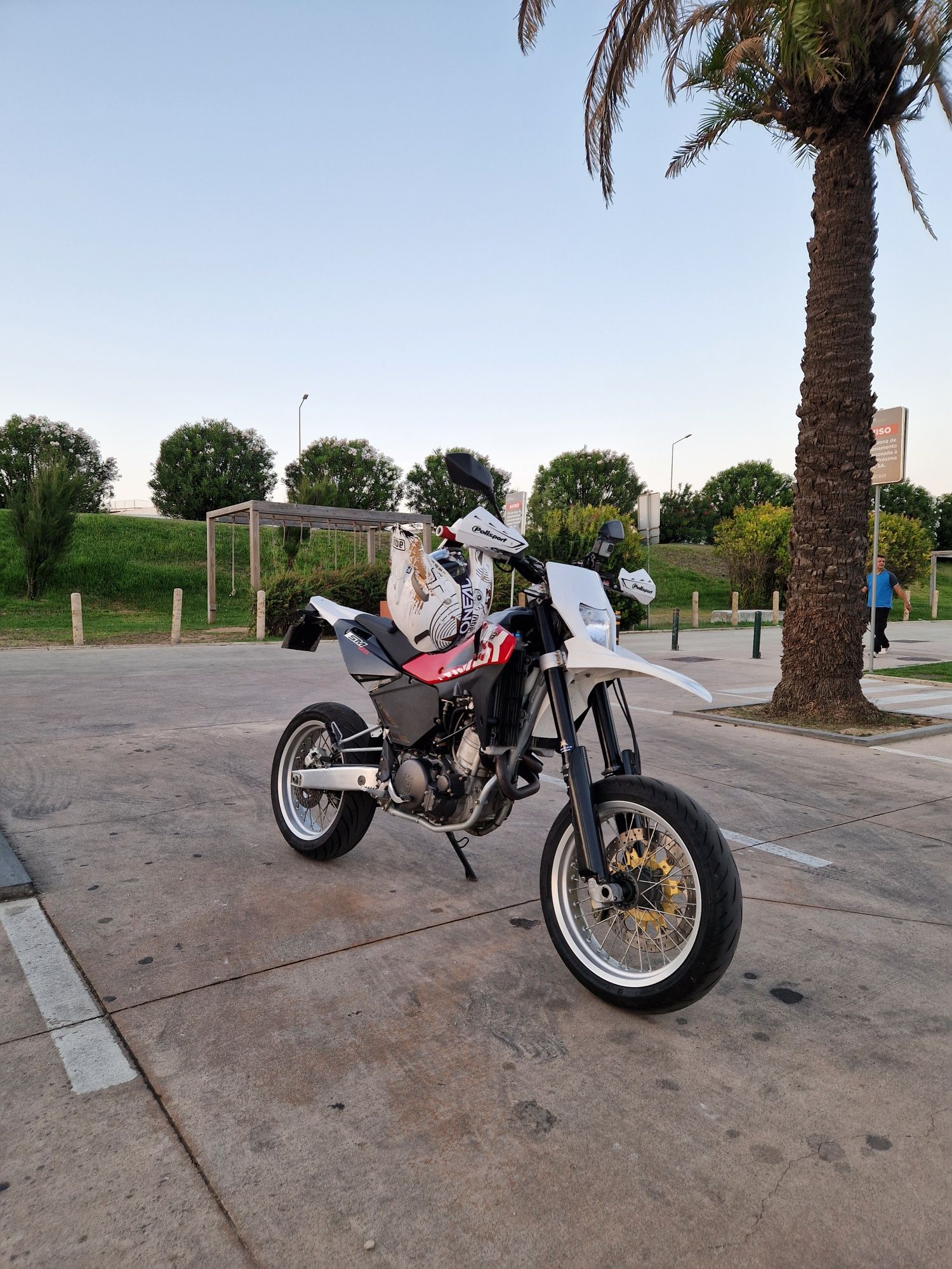 Husqvarna SM610 I.E Supermoto Original
