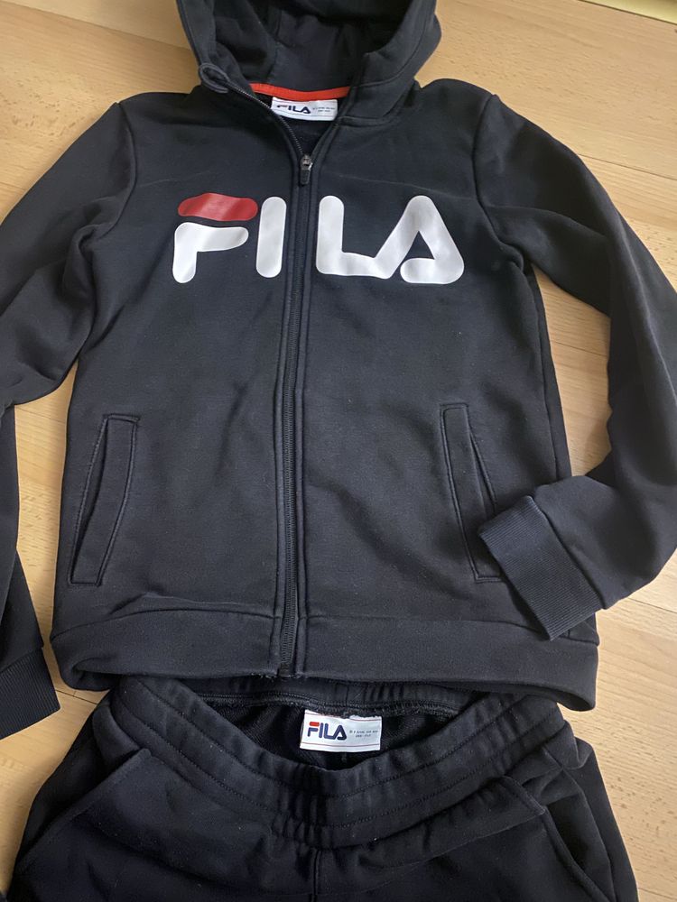 Dres Fila 146/152 zadbany