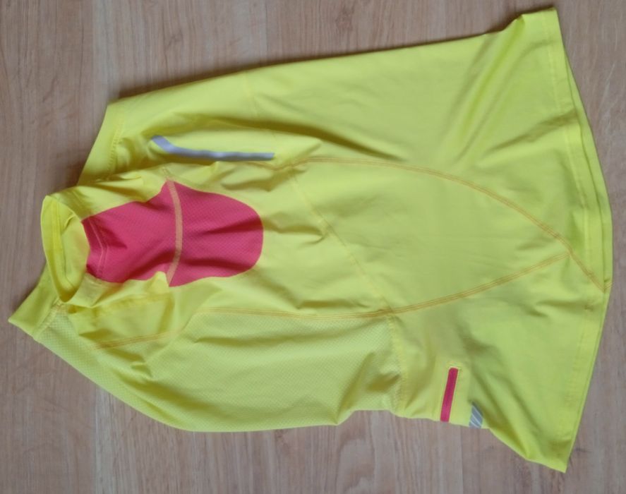 Asics, sportowa damska koszulka M