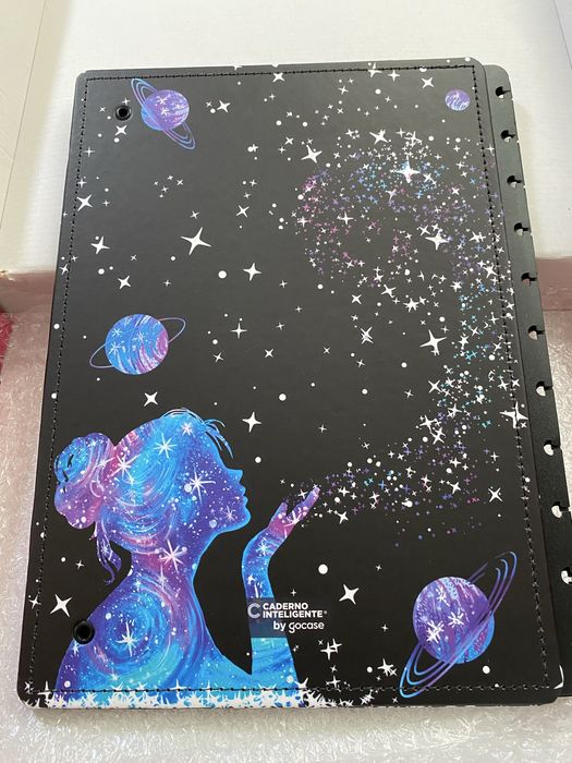 Capa e contracapa do caderno inteligente A4