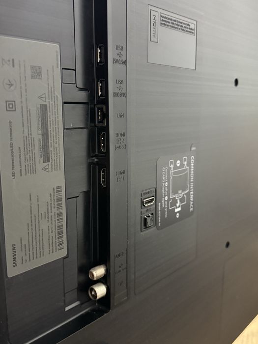 Телевізор SAMSUNG UE43U8000UXUA | 4К | 43 дюйми | Wi-Fi | HDR