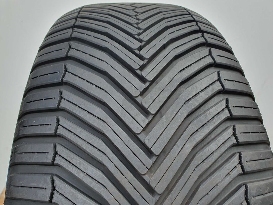 1x Opona całoroczna 255/55/18 MICHELIN CrossClimate SUV - 109W Demo!