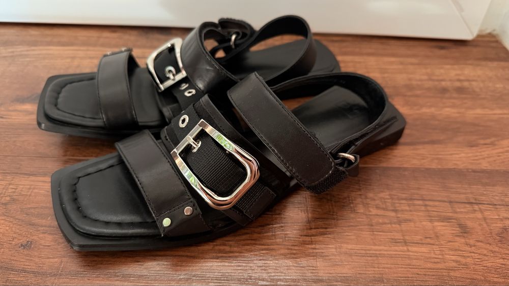 Жіночі сандалі PRPY