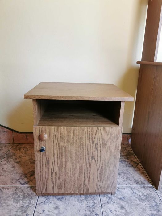 Szafka na kluczyk, szafka pod tv,  biurko