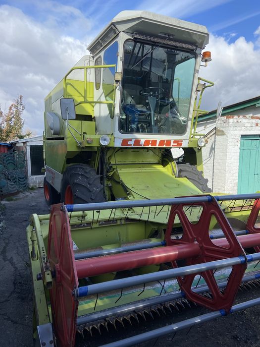 Зерновий комтайн CLAAS DOMINATOR 68