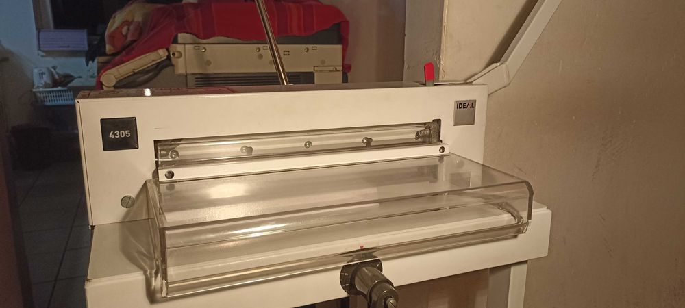 IDEAL 4305 GILOTYNA ręczna do papieru + oryginalny stojak Ideal