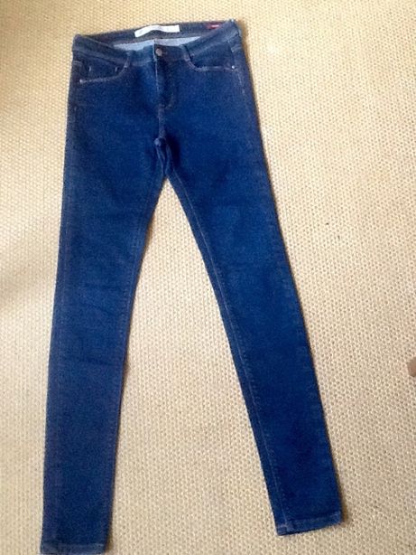 Jeans da Zara azul escuro skinny,como NOVOS