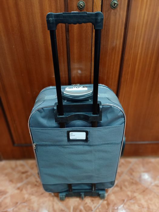 Mala malas de porão até 23 kg viagem casa quarto apartamento vivenda.