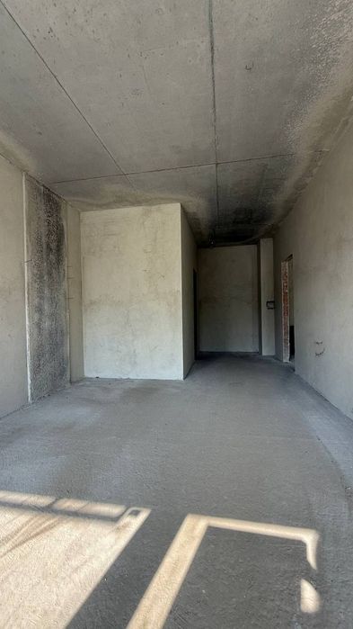 Оренда фасадного приміщення в новобудові ЖК Сейф Таун