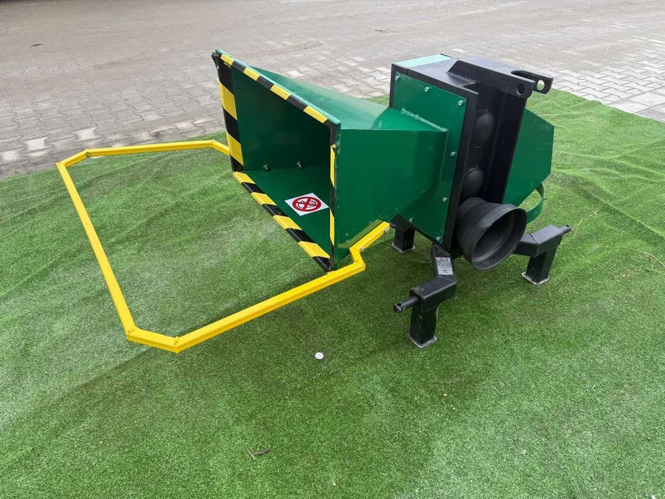 RĘBAK do DREWNA i GAŁĘZI – Rozdrabniacz do 8/11 cm - Nowy