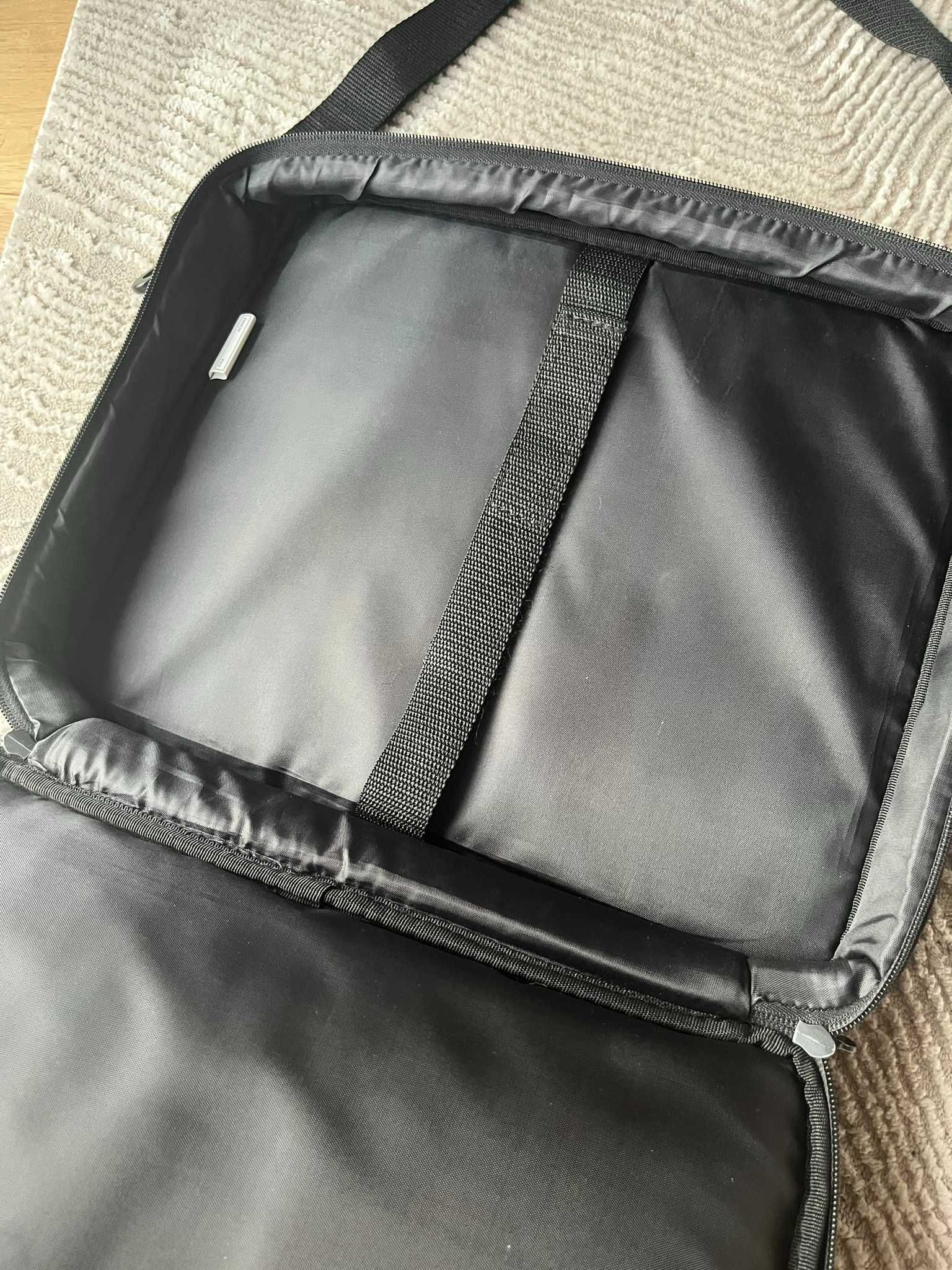 Czarna torba na laptopa Targus 15,6"