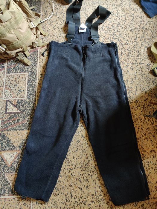 Утепляющие флисовые брюки POLARTEC на лямках