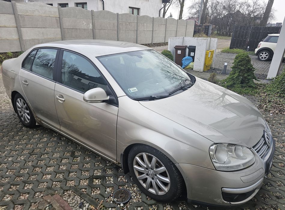 Volkswagen Jetta 1.6 MPI + LPG