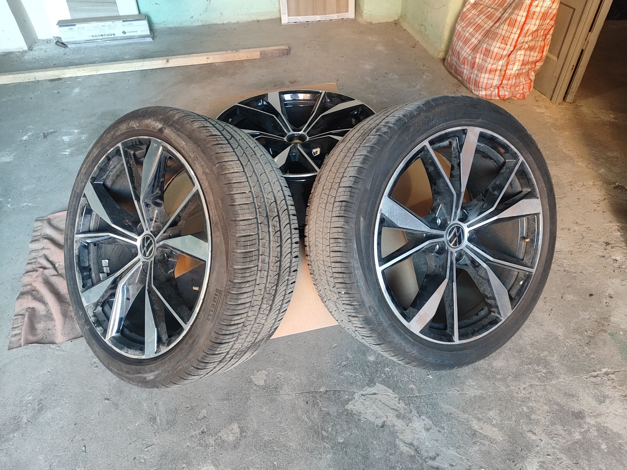 Диски Tiguan R 20" 5NA601025AH 5x112 et38