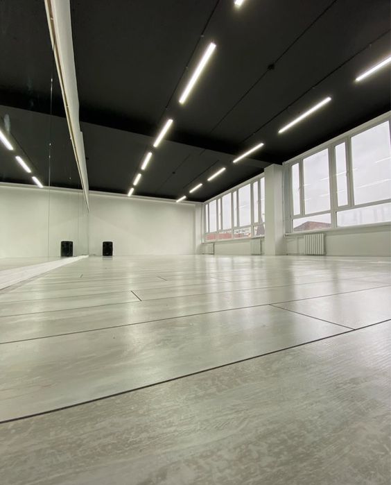 Оренда танцювального залу