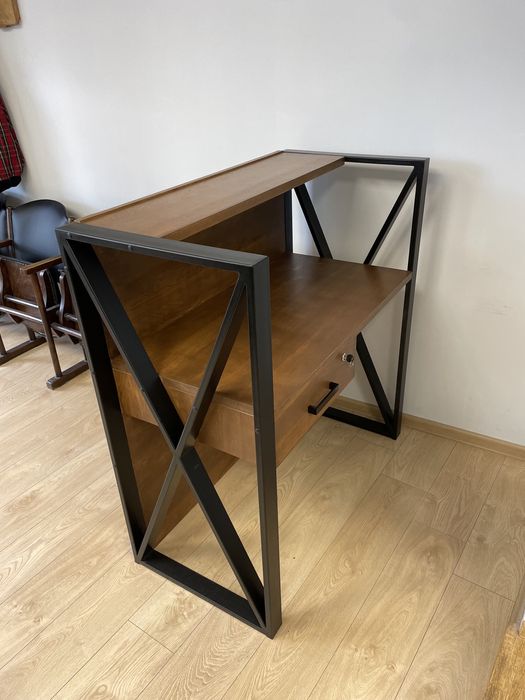 Recepcja do salonu beauty biurko drewno + stal