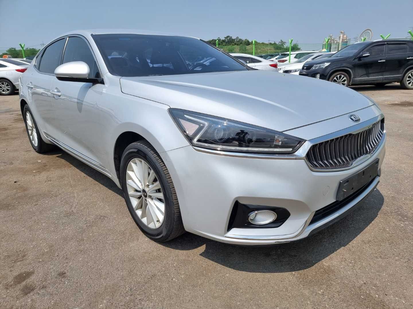 KIA K7 Cadenza 2016 3.0 ГАЗ