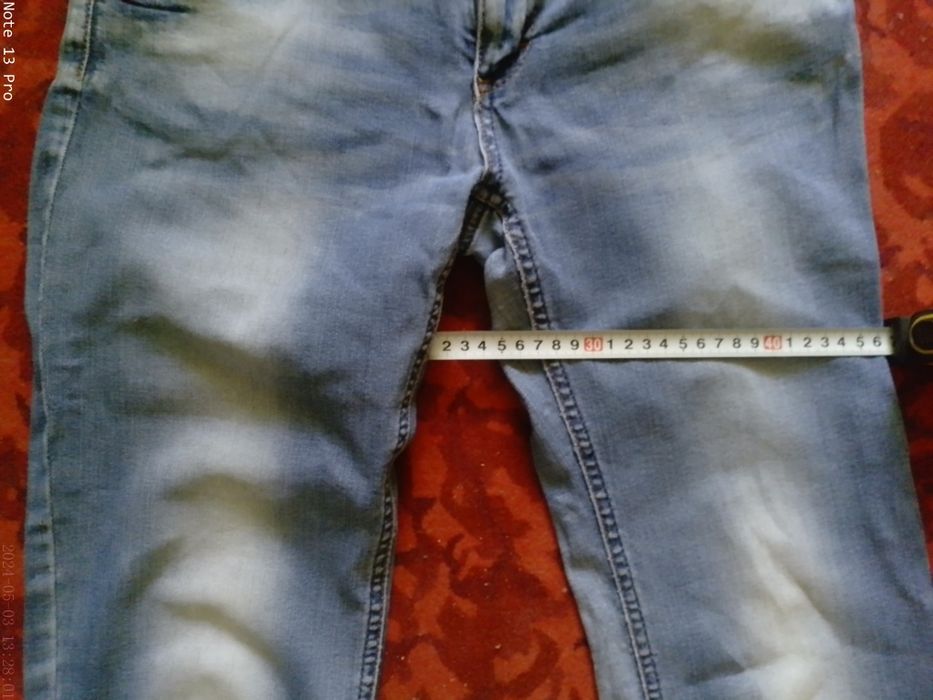 Женские брюки джинсы