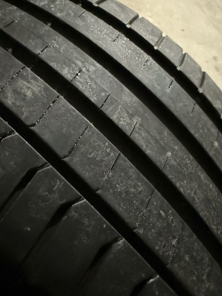 Pneus Michelin Sport 5 / 245/45 r18