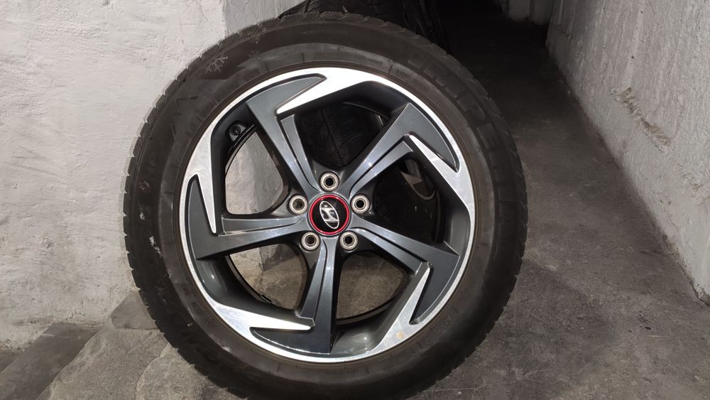 Koła 18 Hyundai  Kia SUV Zima 225/55/18 Idealne