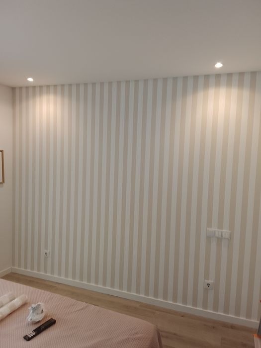 Aplicação de papel de parede