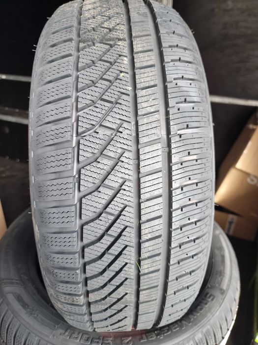 Opona 225/50R17 98V  SNOWMASTER 2 M+S  Petlas Zima