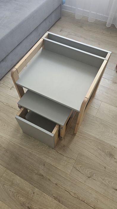 Zestaw Mebli dla Dzieci SKIDDOU MOB 8w1 Grey (stolik I krzesełko)