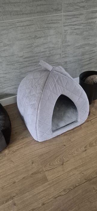 Tipi dla pieska lub kotka.