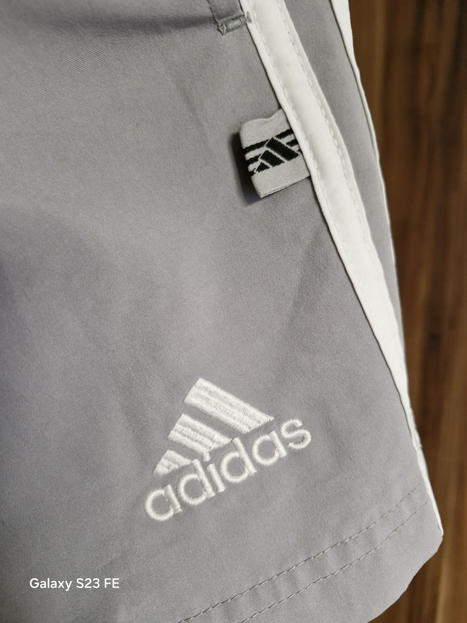 Spodenki krotkie męskie Adidas rozmiar M stan bardzo dobry