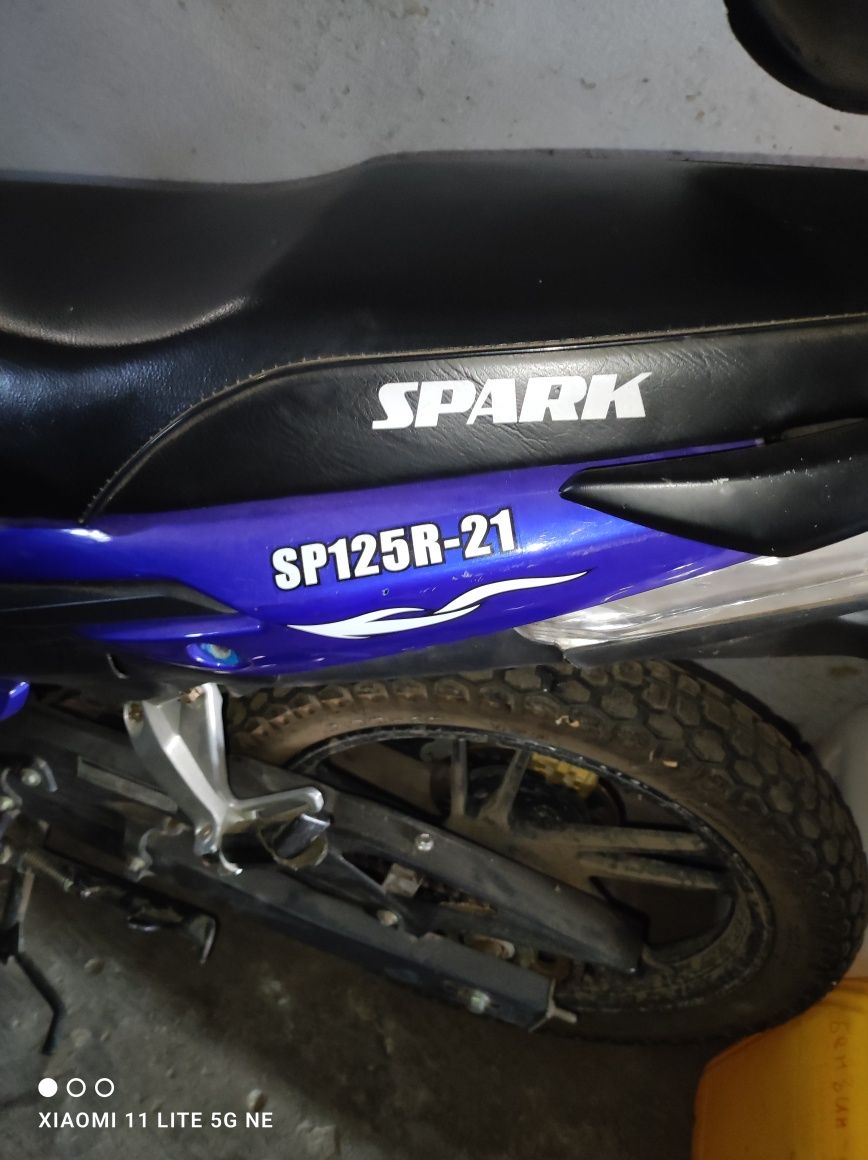 Срочно Продам мотоцикл Spark 125 кубов