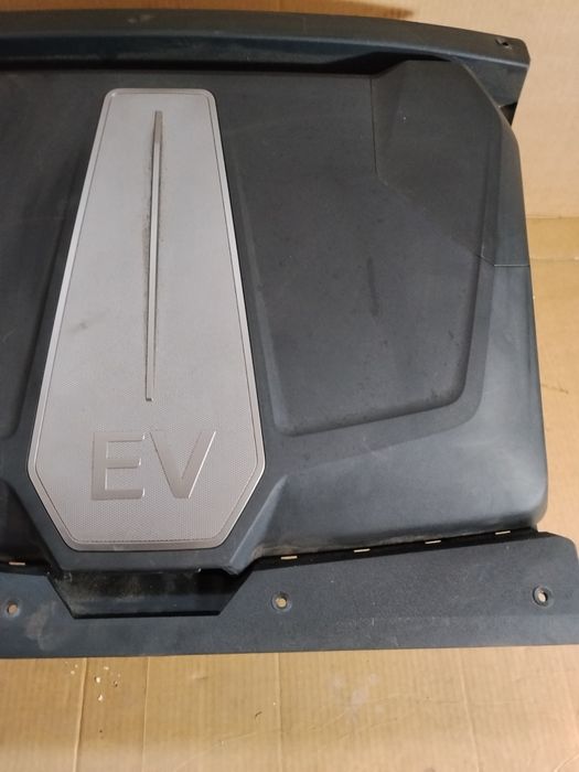 Kufer bagażnik schowek Kia EV6 2023 r.