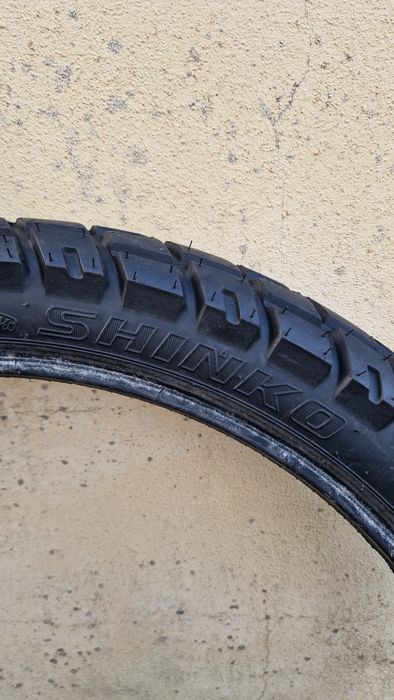 Pneus shinko 90/90-21 e 120/80-18