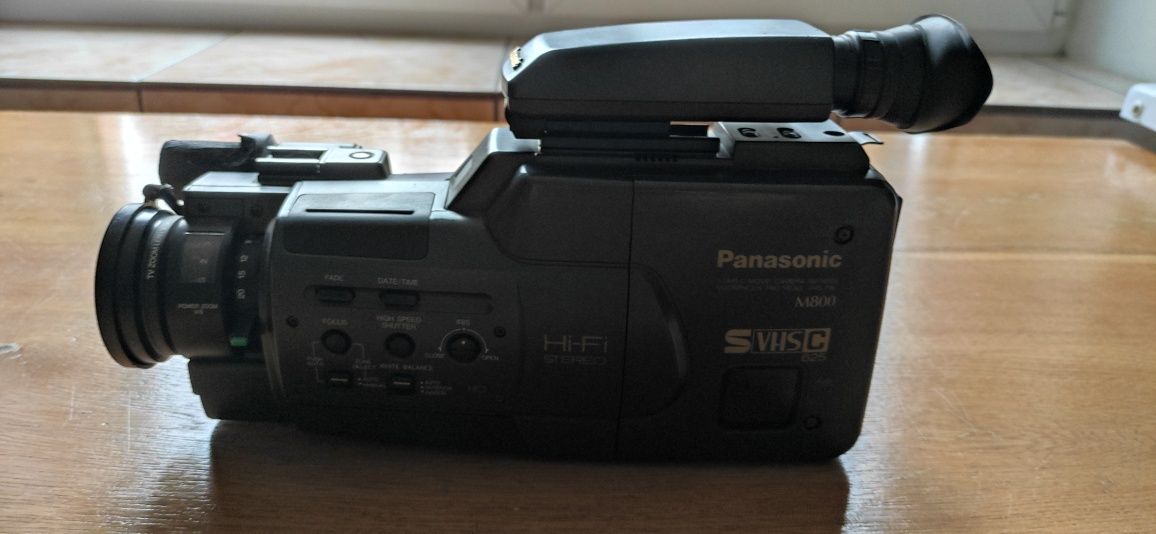 Kamera Panasonic M800 S VHS C625