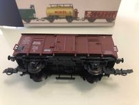 Wagon Piko H0 1/87 kolekcjonerski brązowy zaczep śledź 115