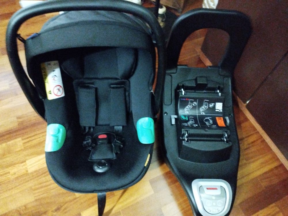 Ovo + isofix e espreguiçadeira chicco kiros