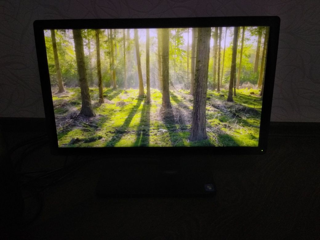 Монитор BenQ V2210 eco black