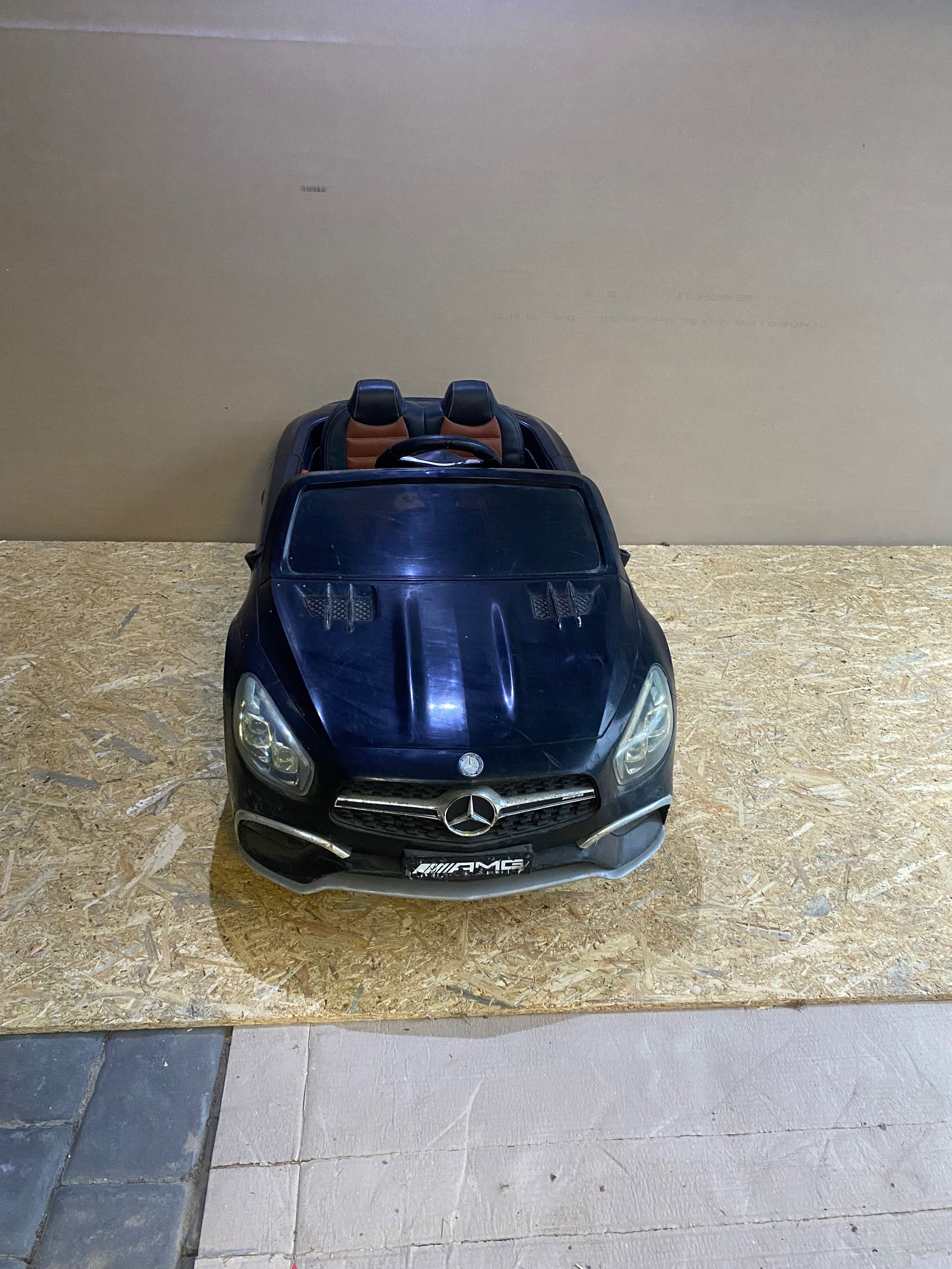 Auto na akumulator Mercedes