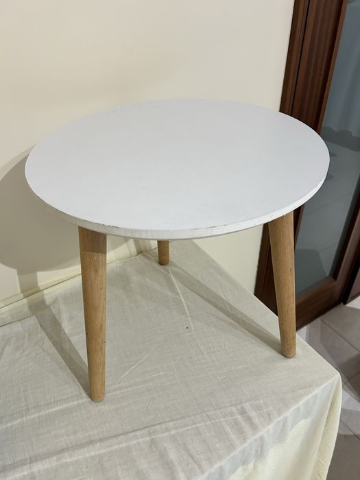 Mesa de Apoio Branca