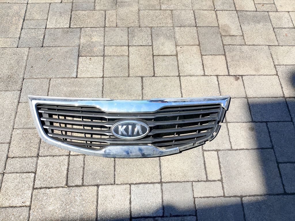 Kia Sportage 3,grill ,emblemat