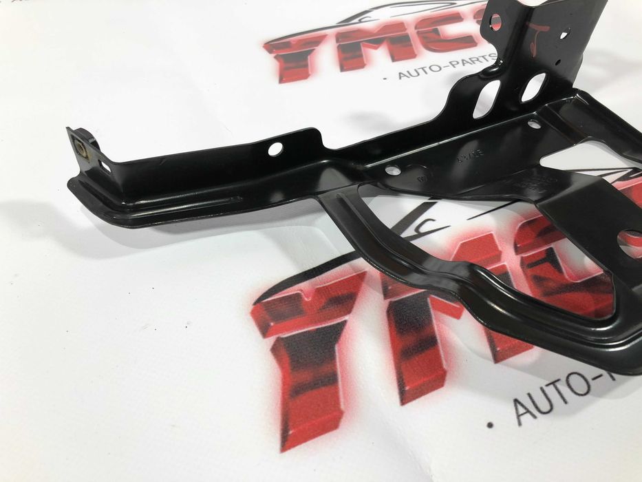 Suporte Caixa Fusiveis Lateral AUDI A3 8P Original