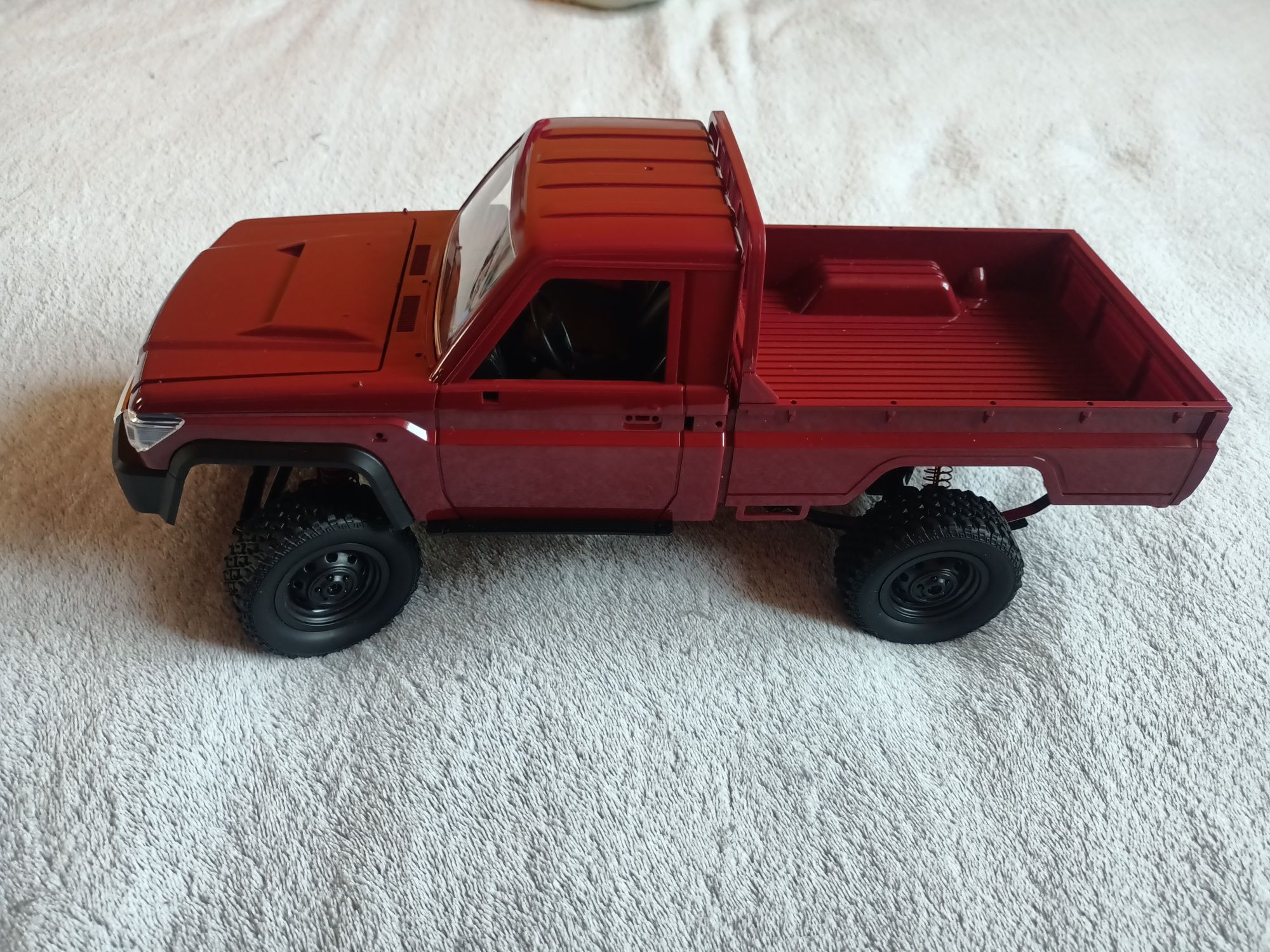 MN82 RC Auto zdalnie sterowane 4x4