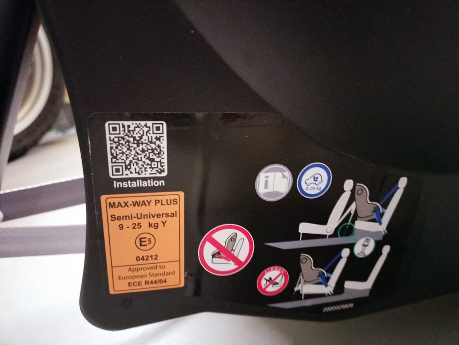 Fotelik Britax Romer Max Way plus 9-25 kg
