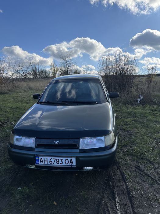 Автомобіл ваз 2110