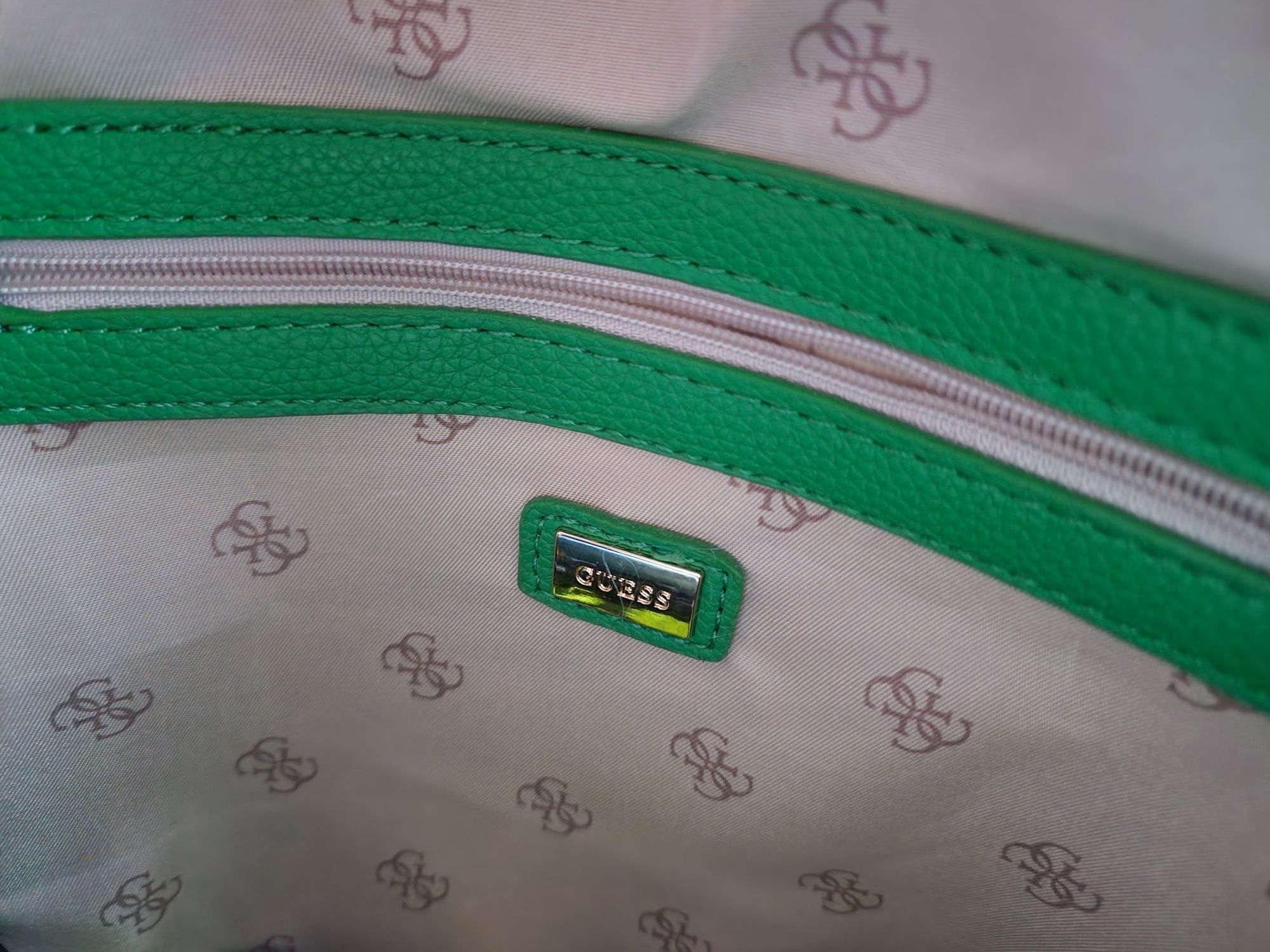 Рюкзак guess зелёный