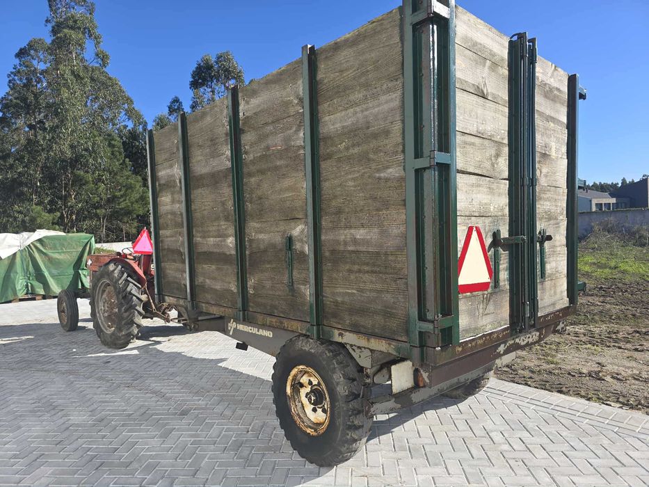 Reboque Agricola Tribasculante Herculano 5000 kg - Usado
